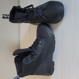 Dr. Martens Air Wair - Combs W - Black/Black